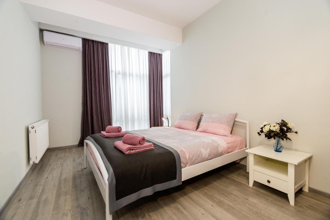 Modern Avlabari In Old Town *